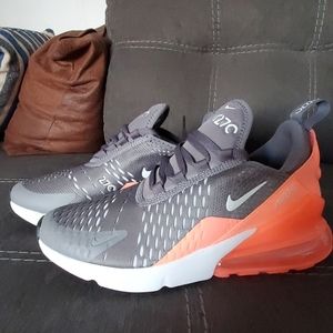 Nike Air Max 270